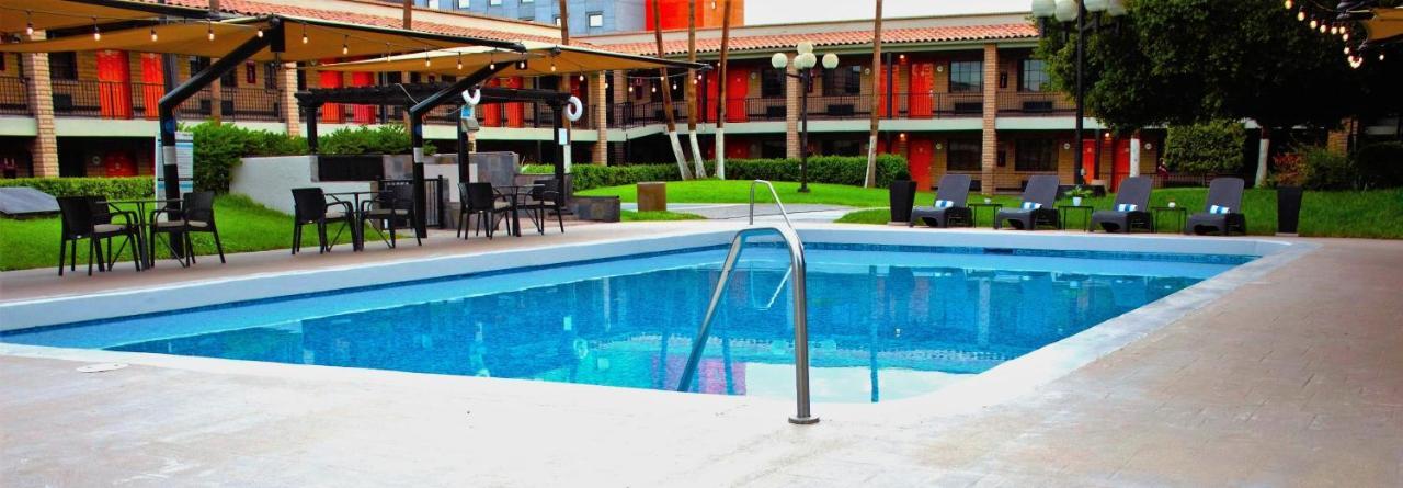 Hotel Colonial メヒカリ エクステリア 写真