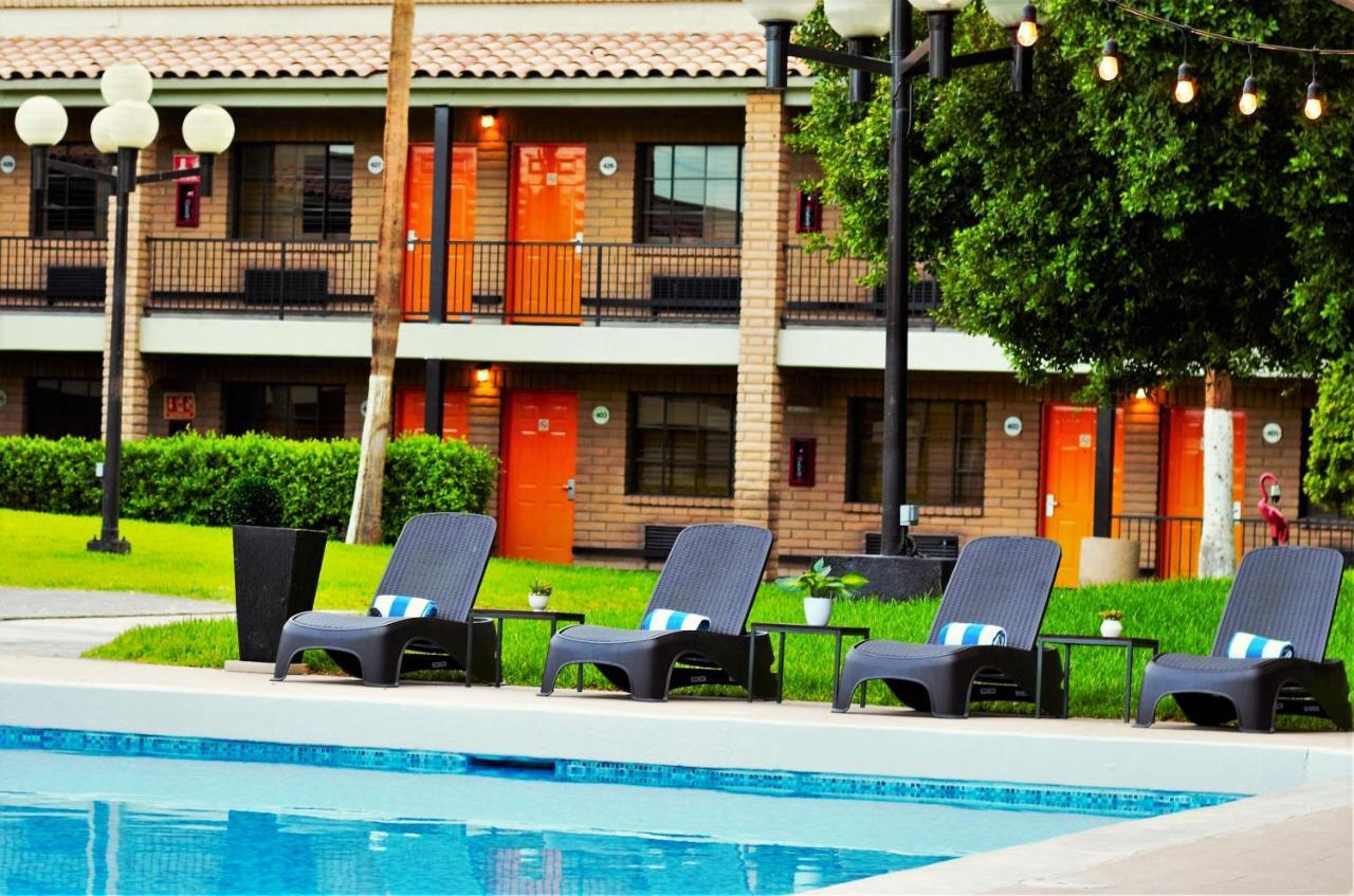 Hotel Colonial メヒカリ エクステリア 写真