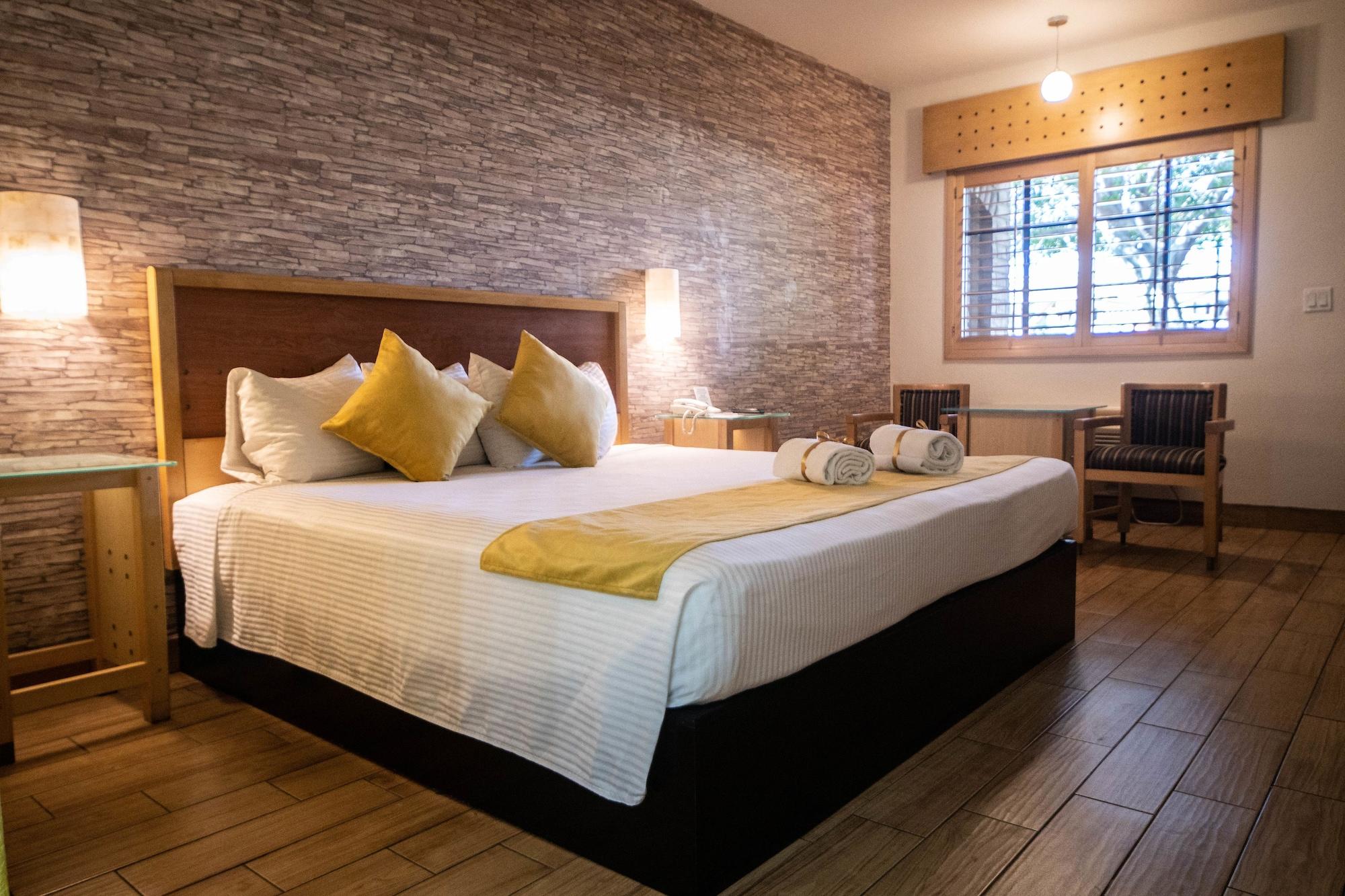 Hotel Colonial メヒカリ エクステリア 写真