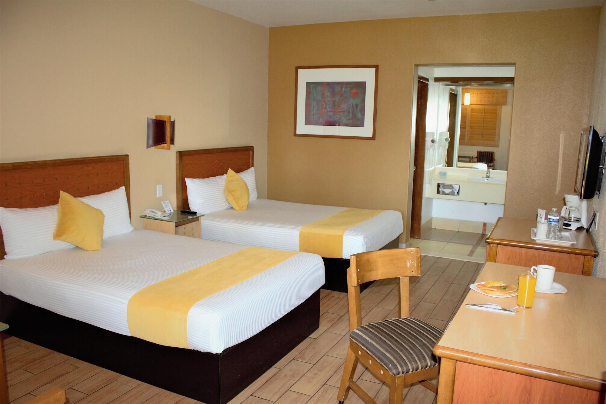 Hotel Colonial メヒカリ エクステリア 写真