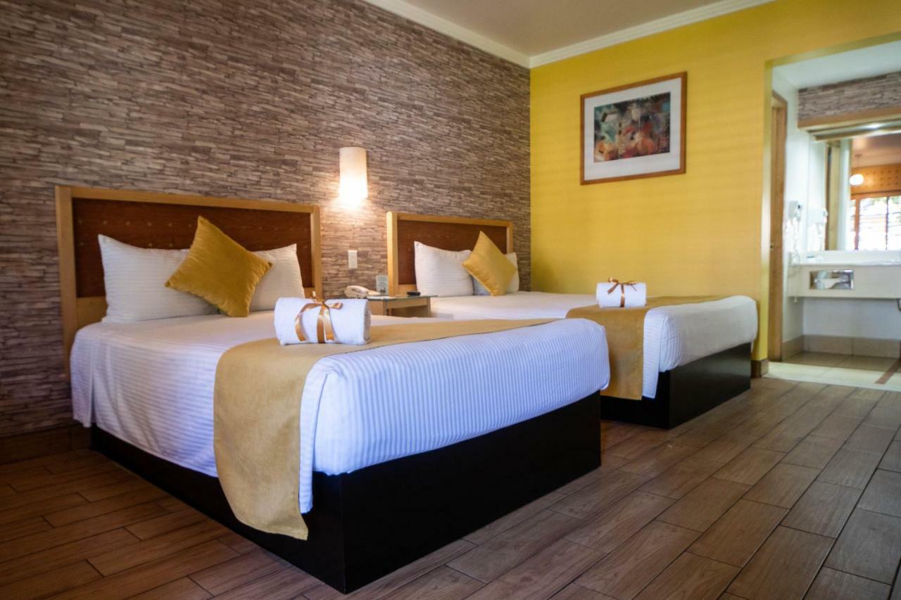 Hotel Colonial メヒカリ エクステリア 写真